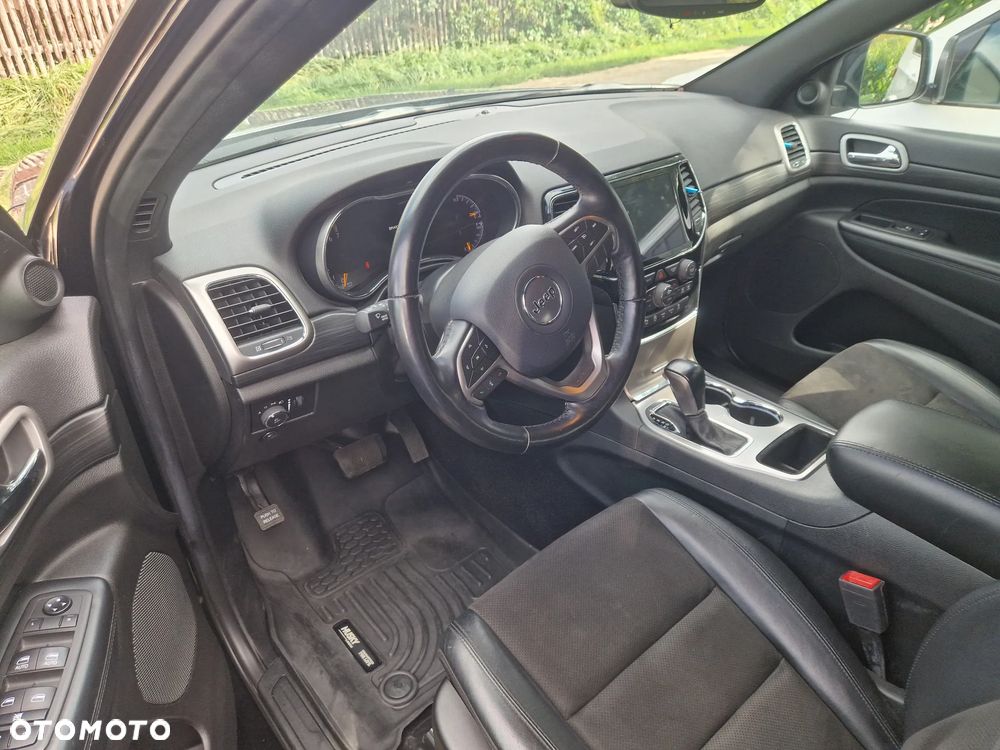 Jeep Grand Cherokee 3.6 V6 Laredo - 27