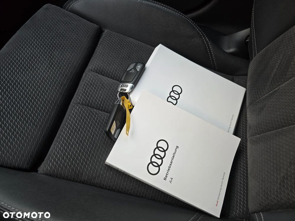 Audi A4 Avant 45 TFSI quattro S tronic S line - 16