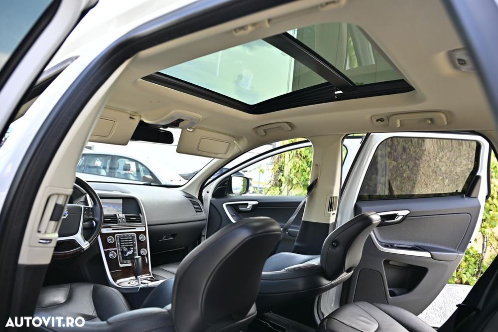 VOLVO XC60 2011 — imagine 16