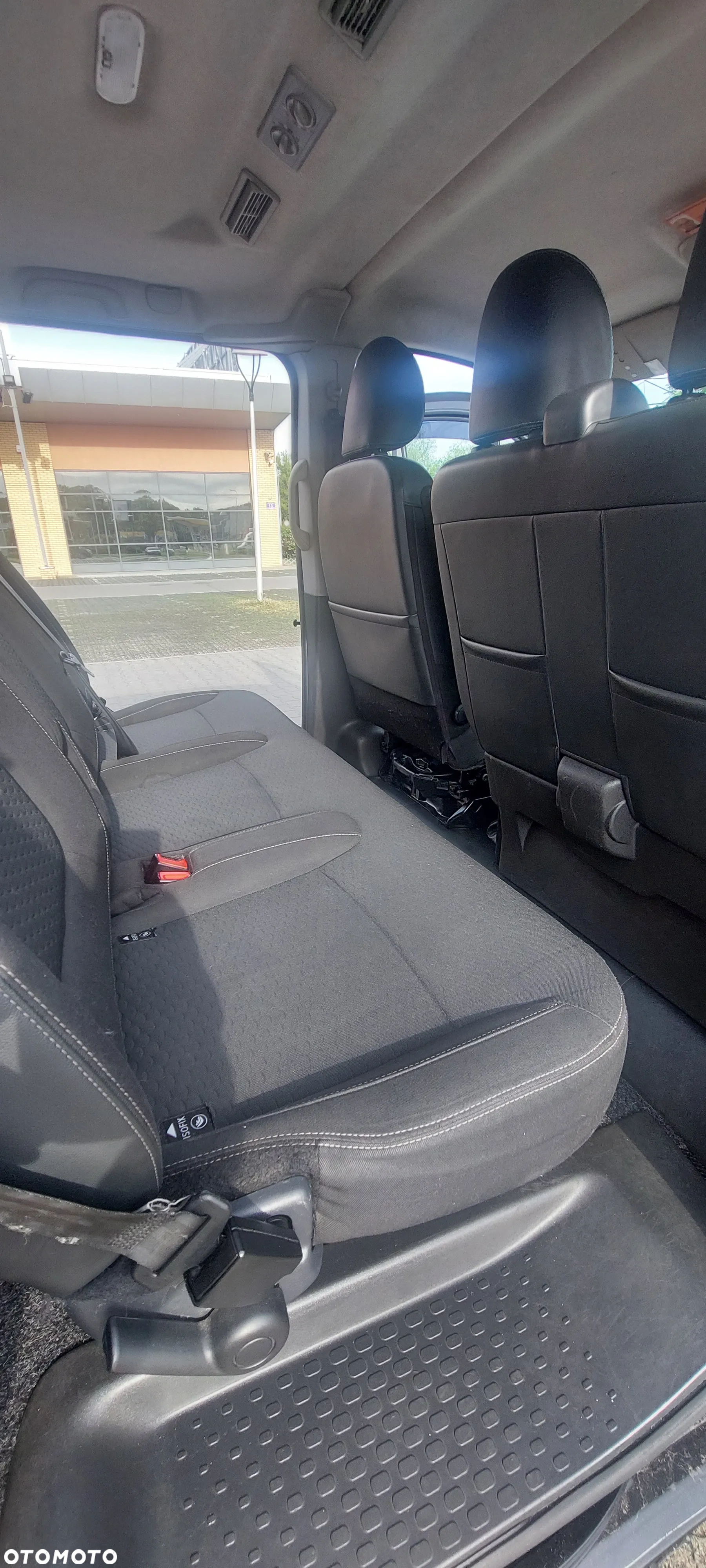 Opel Vivaro L2H1 2,9t Elegance - 8
