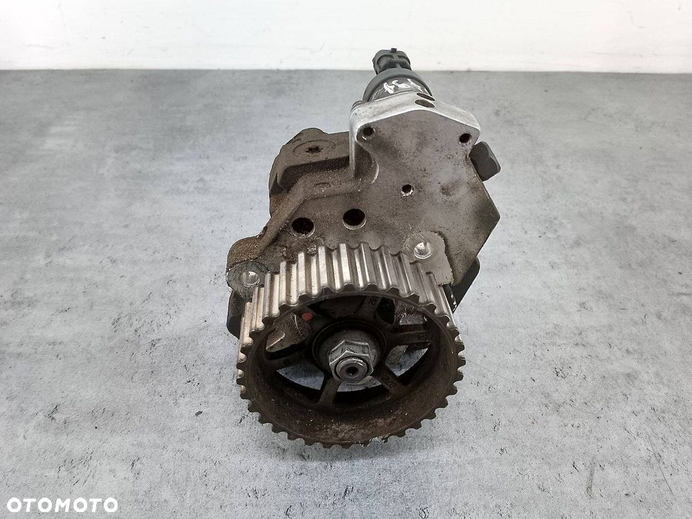 POMPA WTRYSKOWA RENAULT MEGANE II 8200256255  8200342594 0445010087  BOSCH - 3