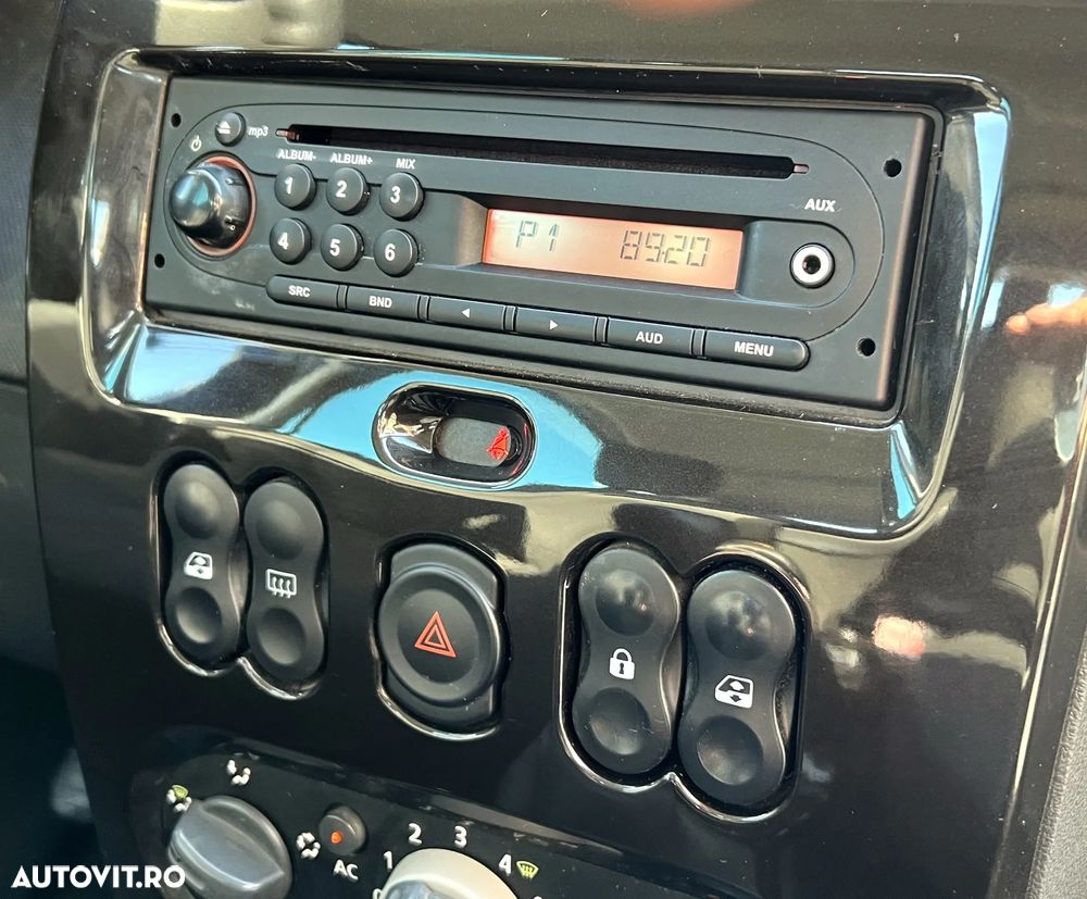 Dacia Duster dCi 110 FAP 4x4 Prestige - 10