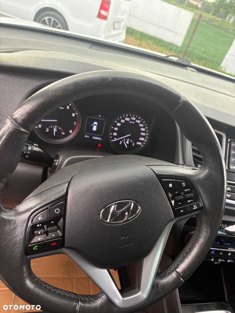 Hyundai Tucson 1.6 GDI BlueDrive Comfort 2WD - 25