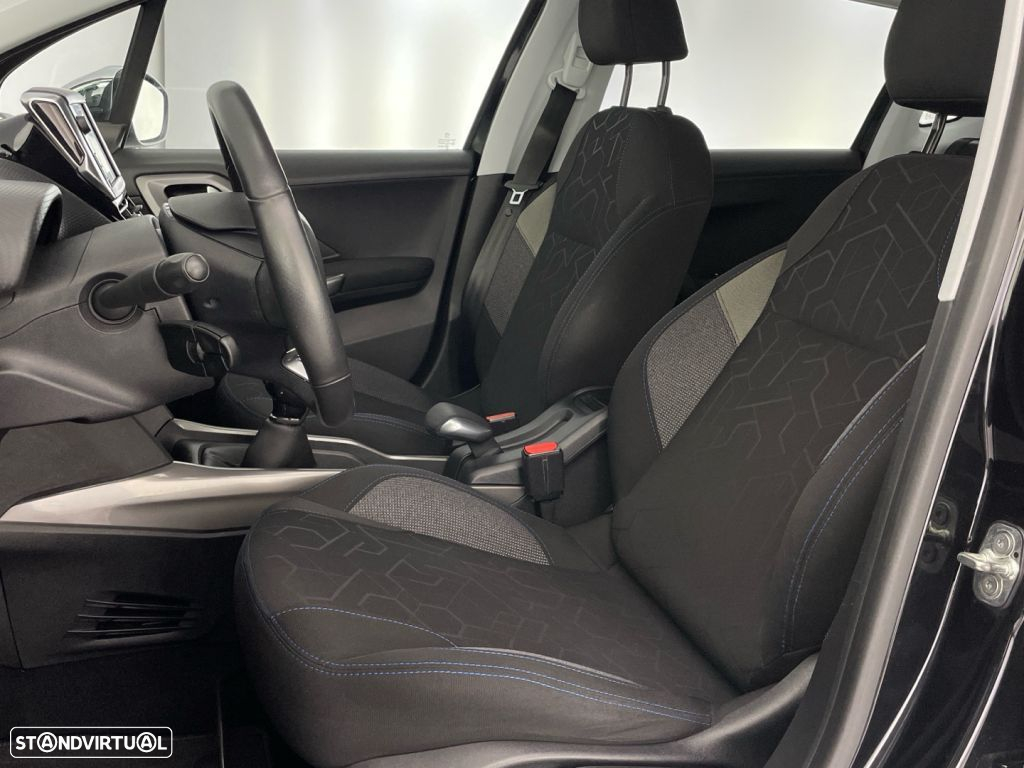 Peugeot 2008 1.2 PureTech Style - 19