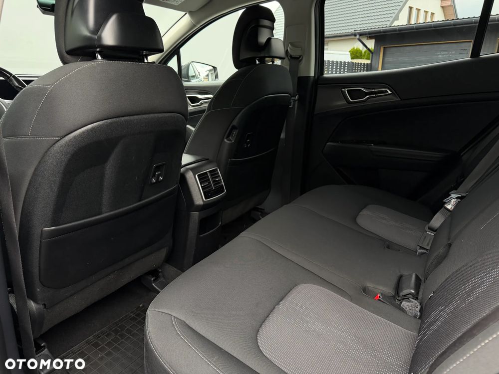 Kia Sportage 1.6 T-GDI HEV L 2WD - 29