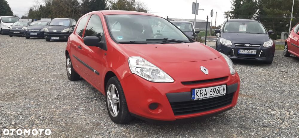 Renault Clio - 17