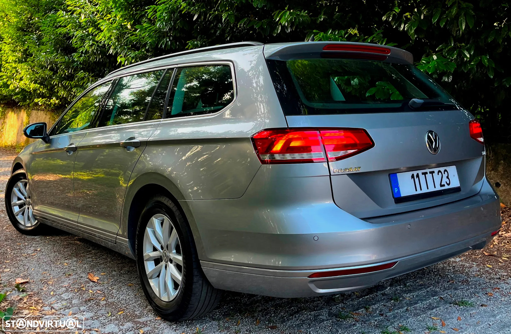 VW Passat Variant 1.6 TDI BlueMotion - 5