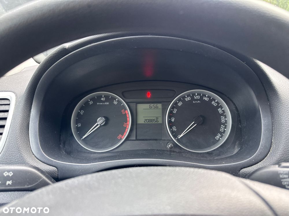 Skoda Fabia 1.4 16V Ambition - 11