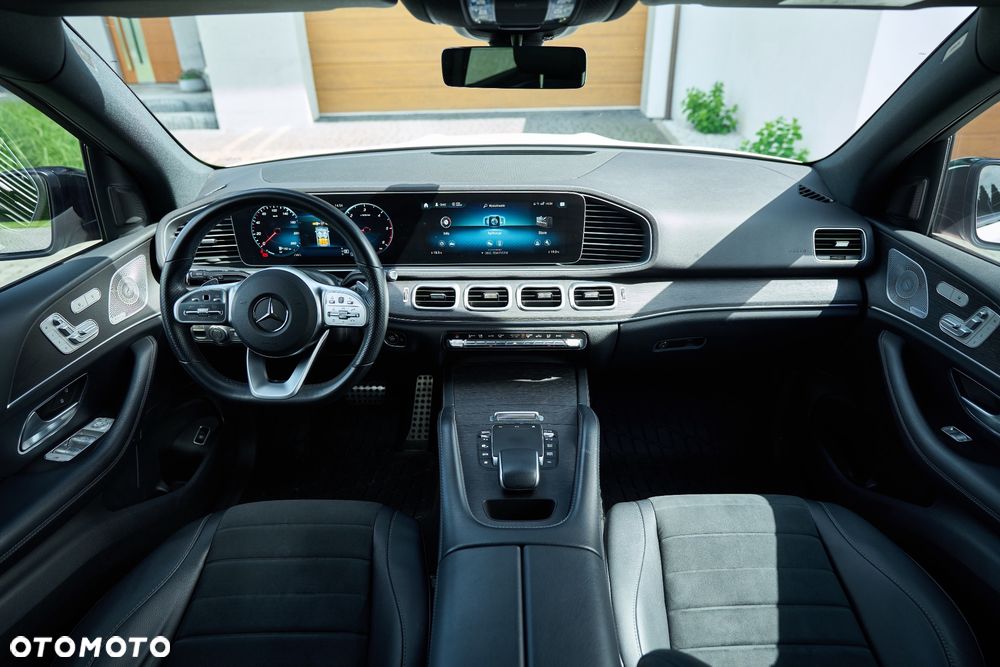 Mercedes-Benz GLE - 29
