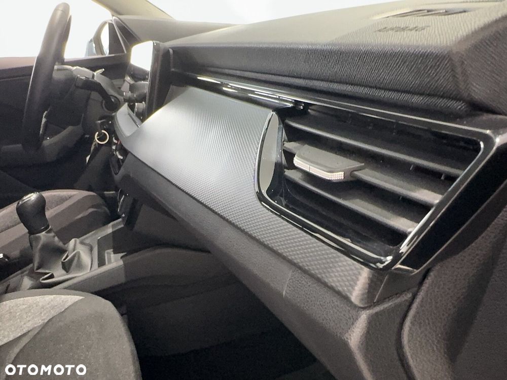 Skoda Kamiq 1.0 TSI Essence - 21