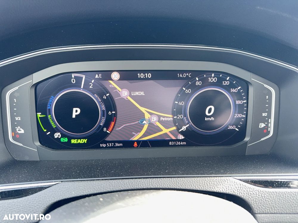 Volkswagen Passat - 9