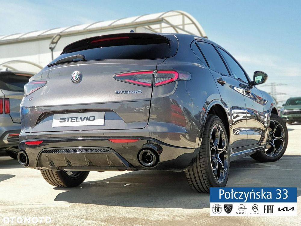 Alfa Romeo Stelvio - 3