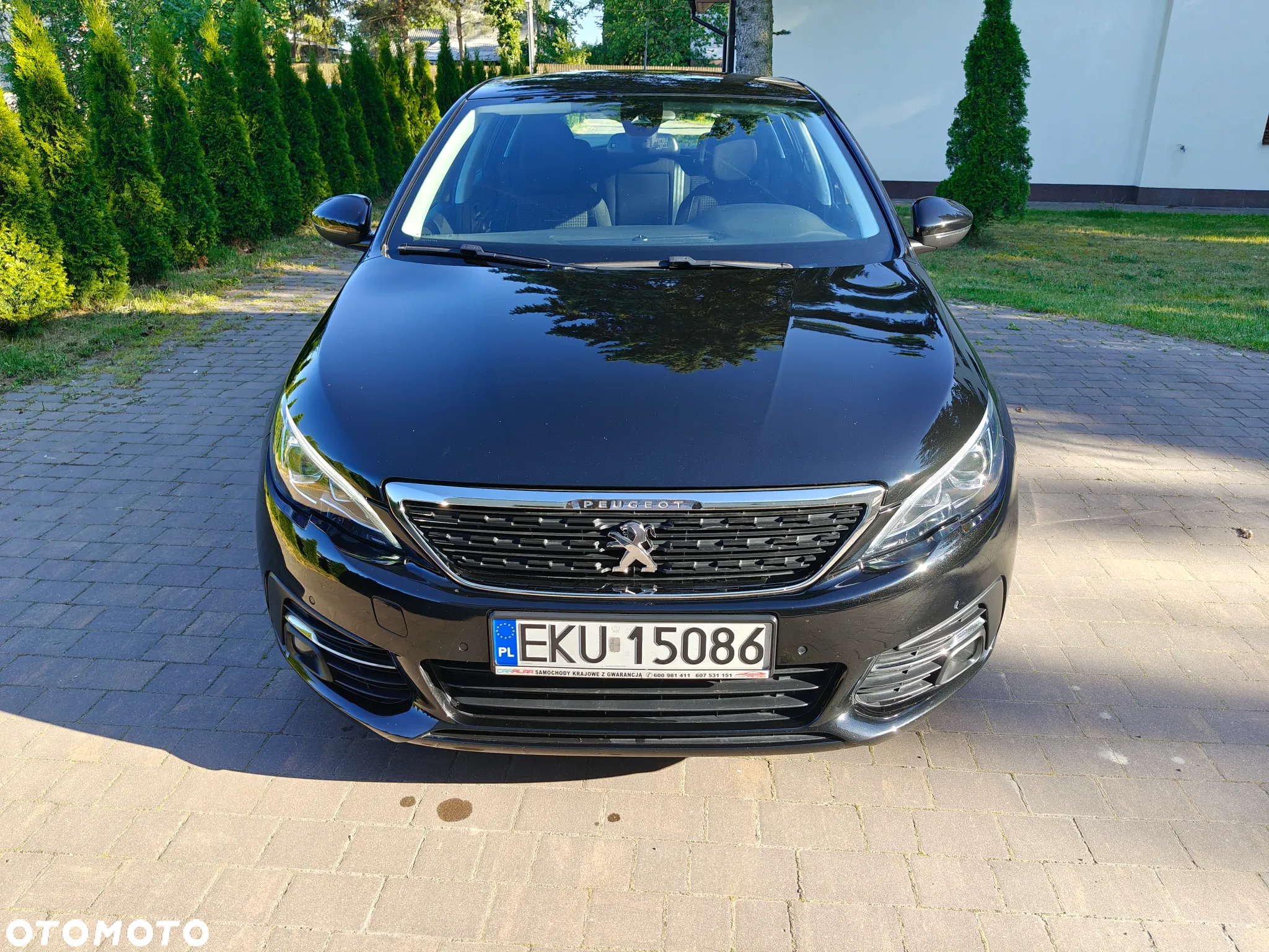 Peugeot 308 - 8