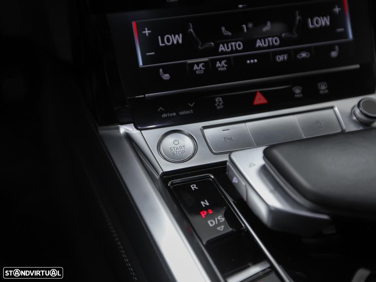 Audi e-tron 50 quattro - 26