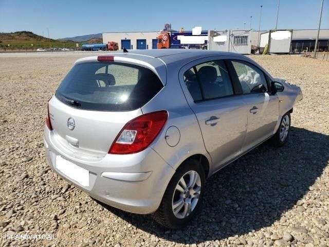 Peças Opel Corsa D (S07) 2006 a 2012 - 24