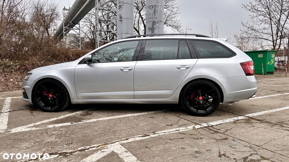 Skoda Octavia 2.0 TDI DSG RS - 7