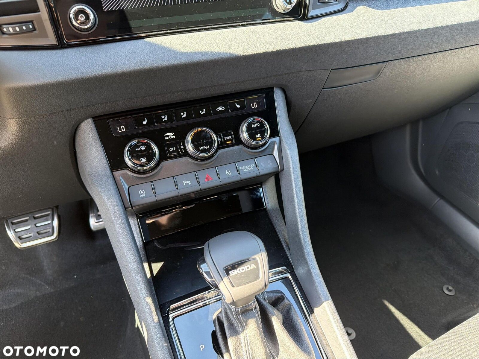 Skoda Karoq 1.5 TSI ACT Sportline DSG - 14