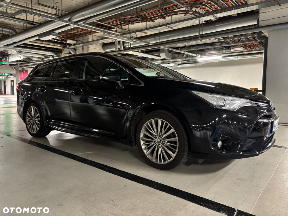 Toyota Avensis Touring Sports 1.8 Business Edition - 8