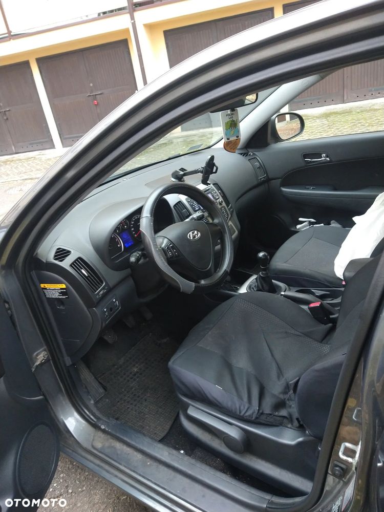 Hyundai i30 1.6 Comfort - 8