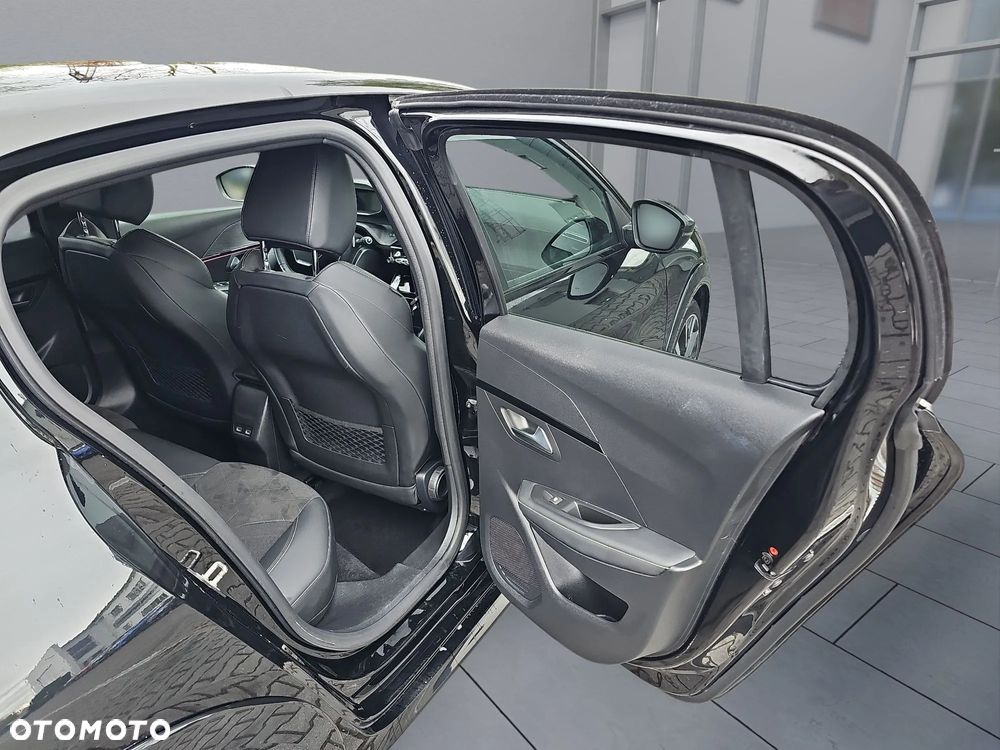 Peugeot 208 1.2 PureTech GT S&S EAT8 - 18