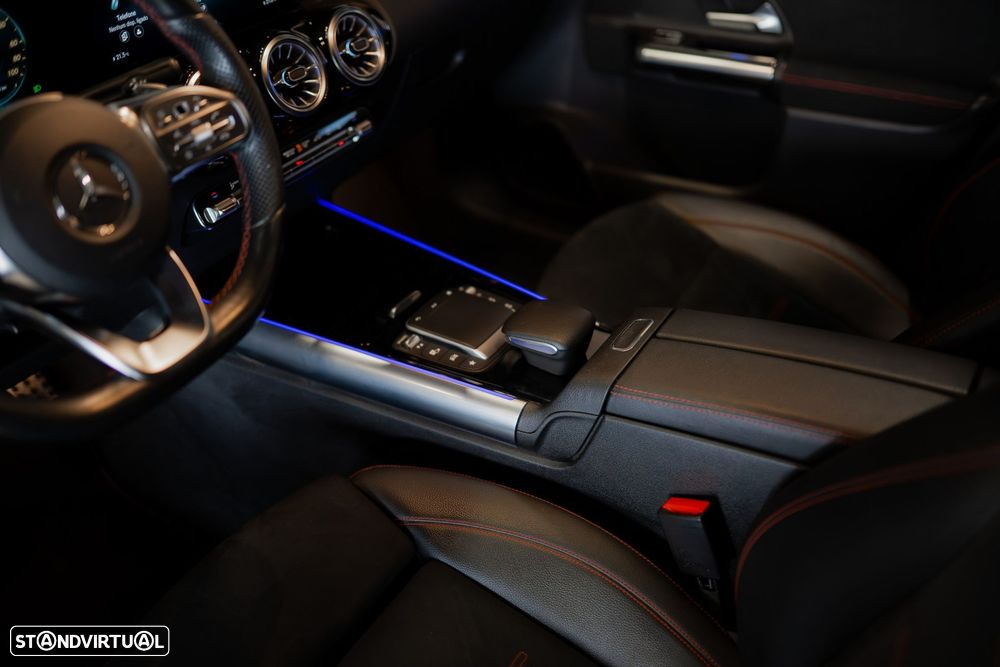 Mercedes-Benz GLA 250 e 8G-DCT AMG Line - 25