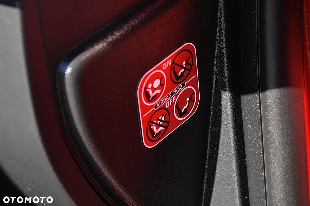 Peugeot 207 1.4 Millesim 200 - 25