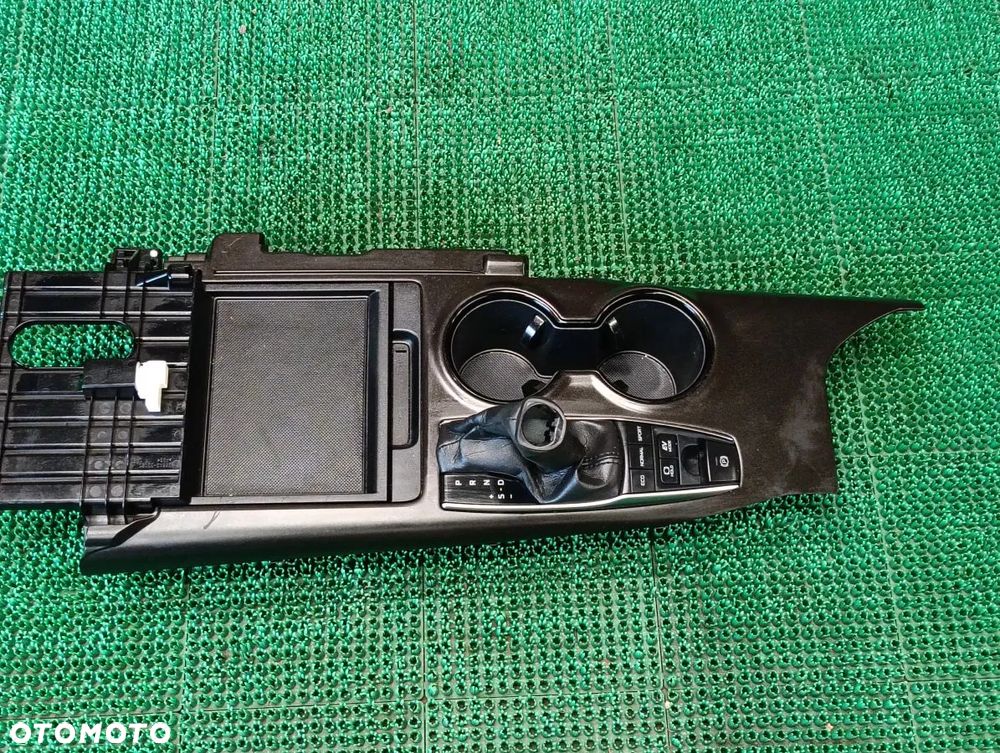 TOYOTA CAMRY 19-24r Ładowarka Indukcyjna Panel Tunelu Środkowego RÓŻNE KOLORY - 15