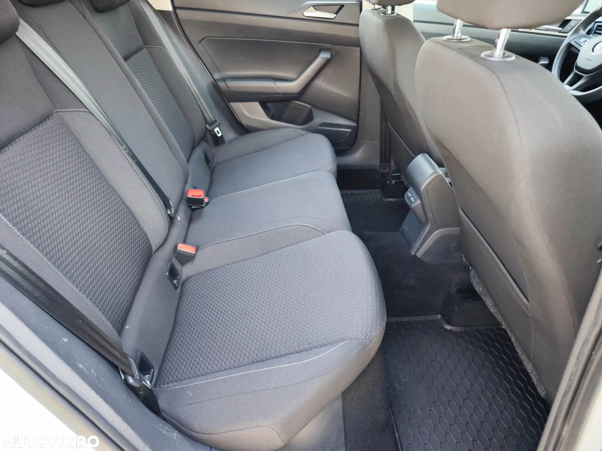 Volkswagen Polo 1.0 TSI Comfortline - 12