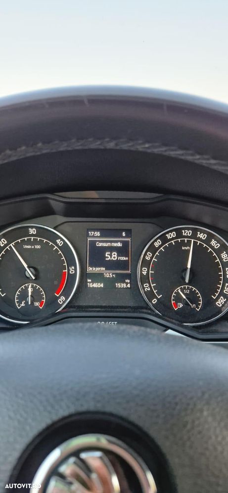 Skoda Superb 2.0 TDI 4X4 Ambition - 19