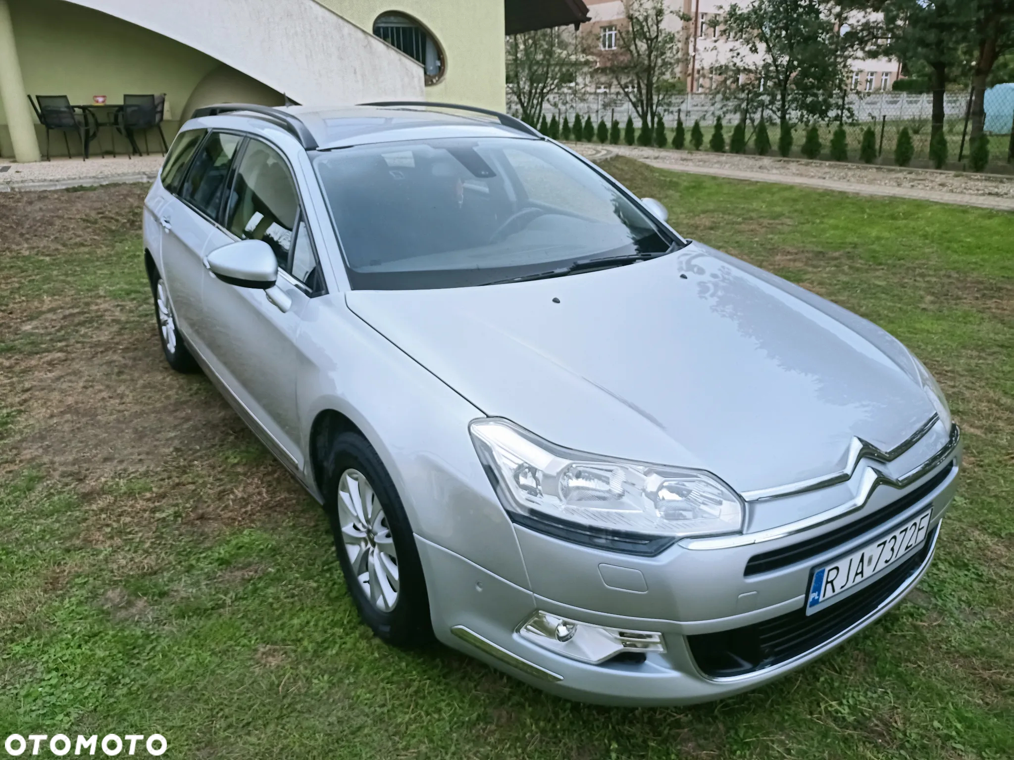 Citroën C5 Tourer e-HDi 115 EGS6 FAP Tendance - 3