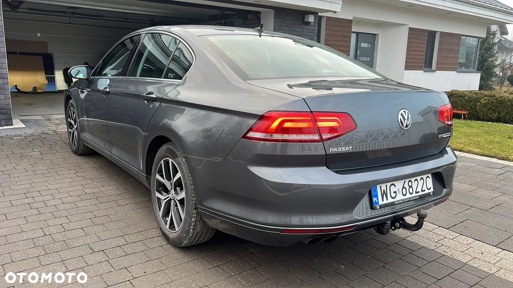 Volkswagen Passat 1.8 TSI BMT Comfortline DSG - 4