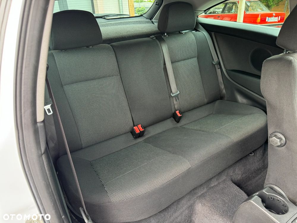 Opel Astra 1.6 Edition 111 Jahre - 25