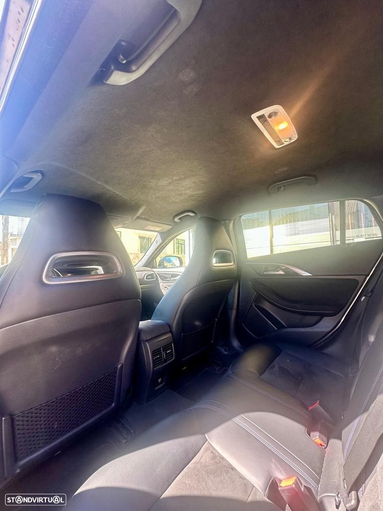 Infiniti Q30 - 6