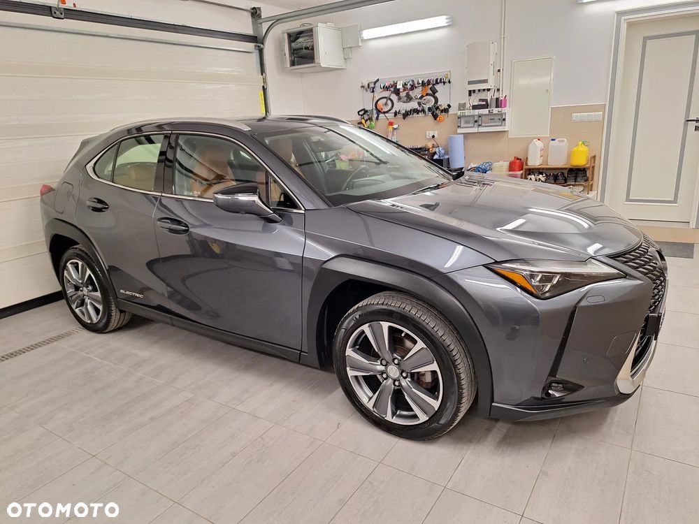 Lexus UX 300e Executive Line - 15