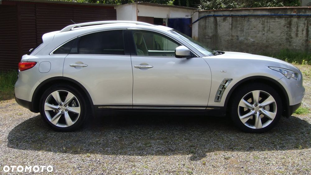 Infiniti FX FX37 S Premium - 4