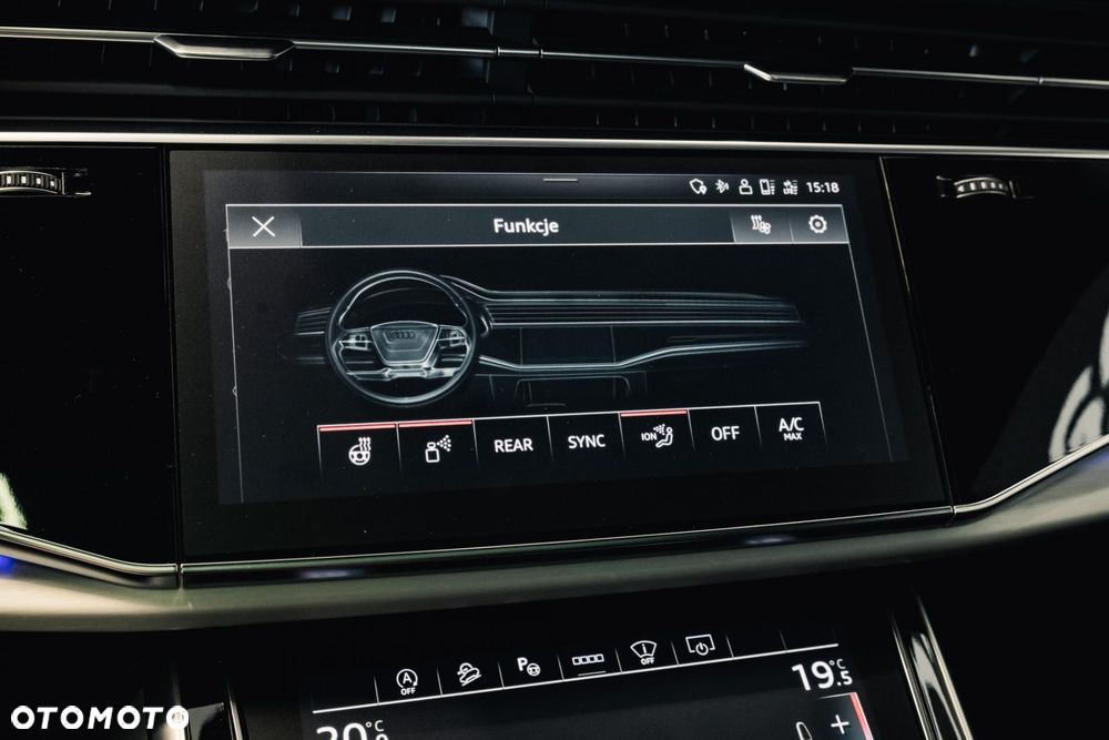 Audi SQ8 - 24