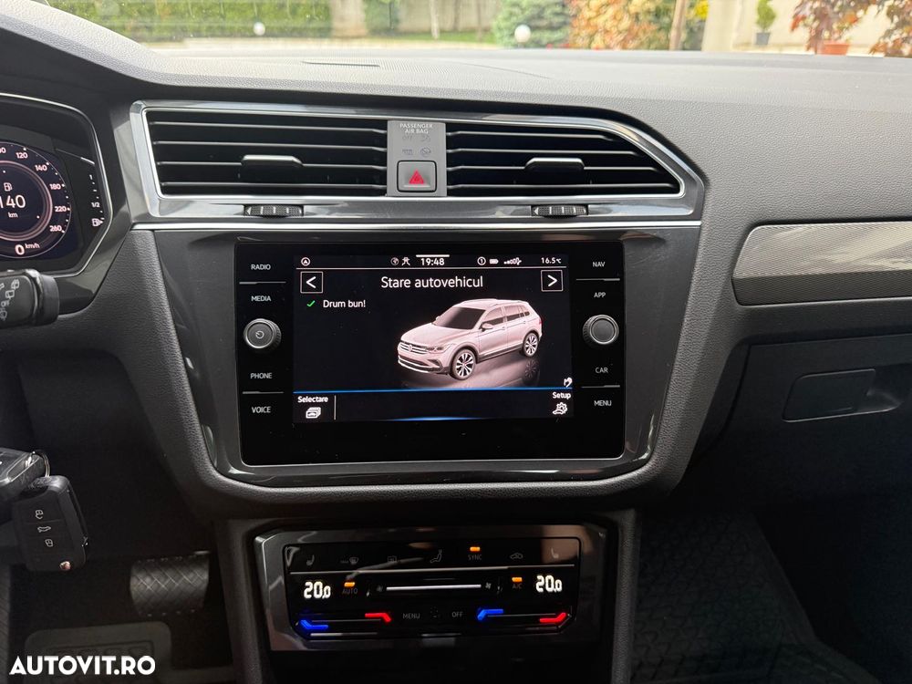 Volkswagen Tiguan - 22