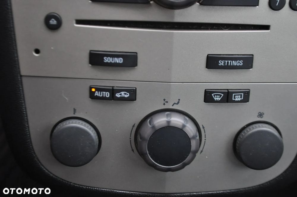 Opel Corsa 1.4 16V Enjoy mit Style Paket - 15