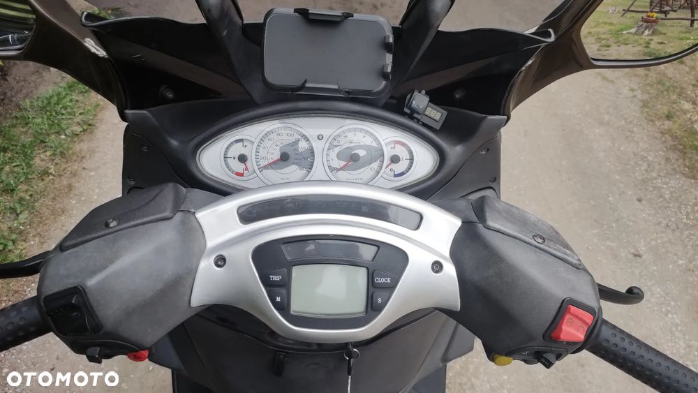 Piaggio X9 - 12