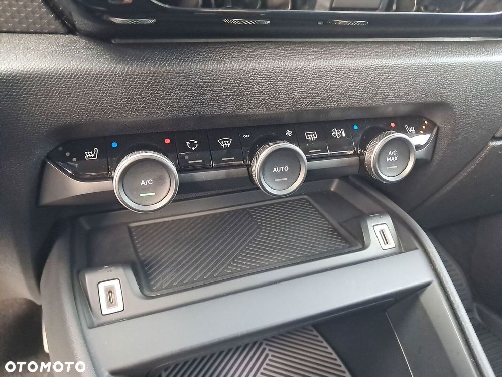 Citroën C4 1.2 PureTech Shine S&S EAT8 - 29