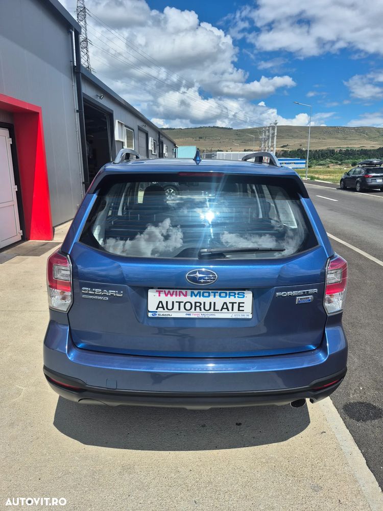 Subaru Forester 2.0D CVT Exclusive - 6