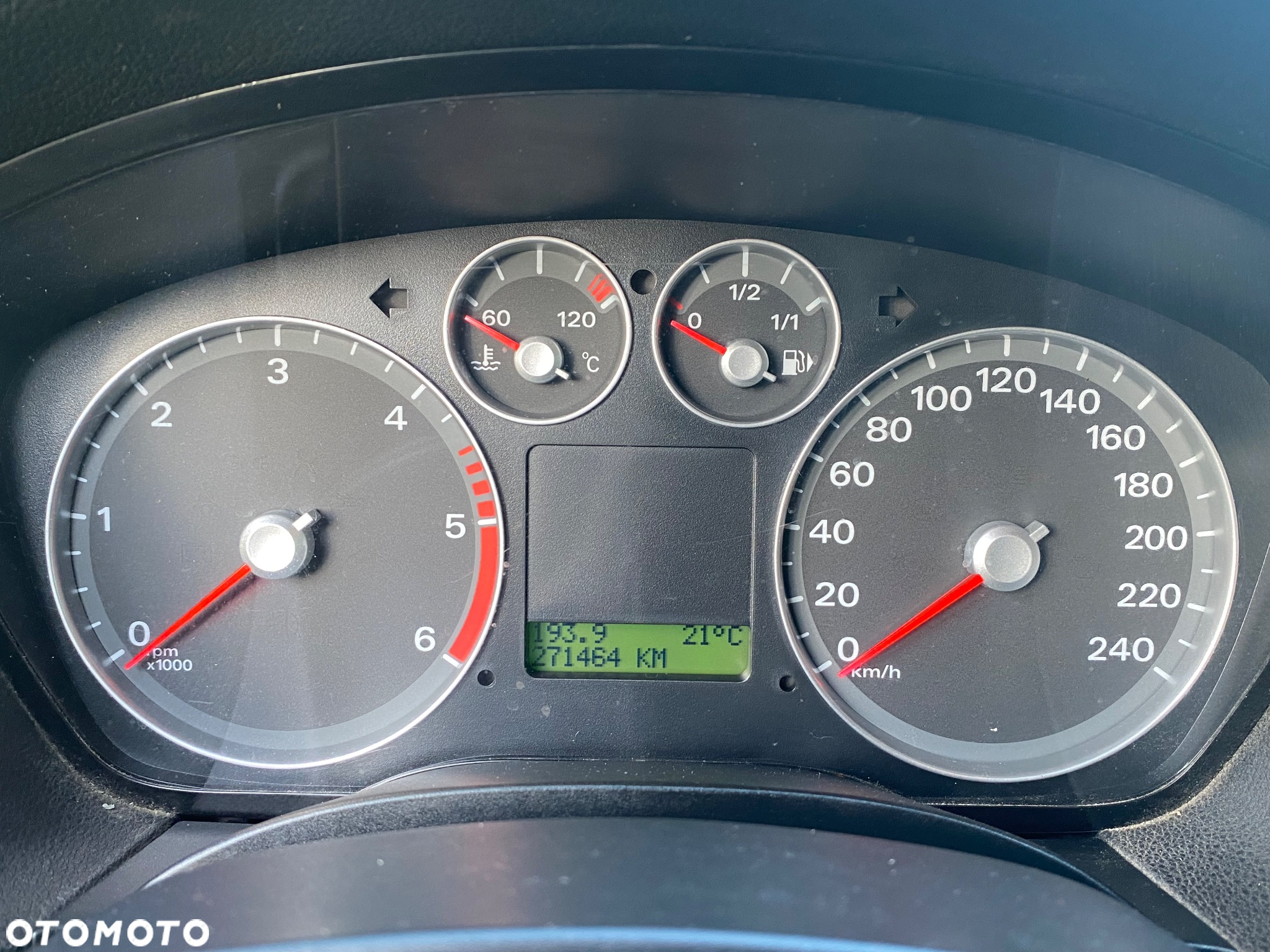 Ford Focus C-Max 2.0 TDCi Ghia - 18