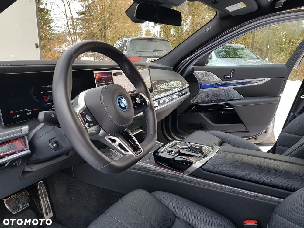 BMW i7 105.7kWh xDrive60 M Sport - 24