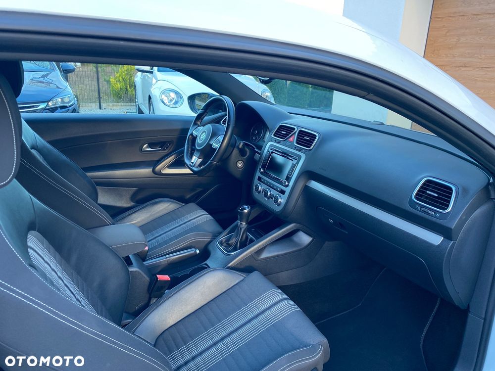Volkswagen Scirocco - 24