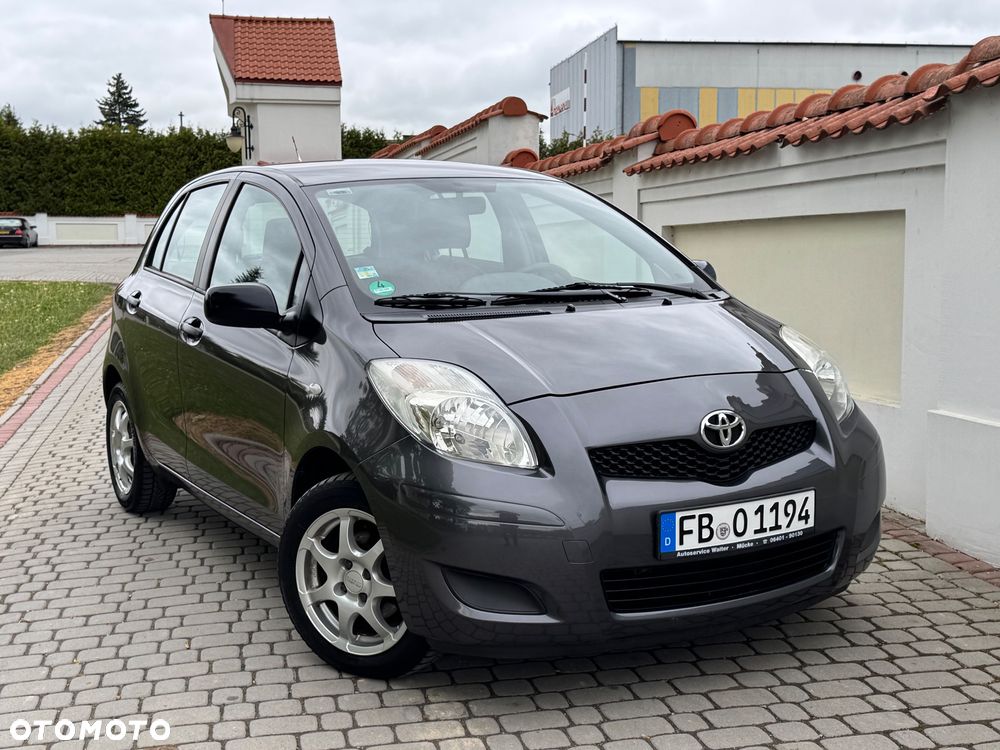 Toyota Yaris - 4