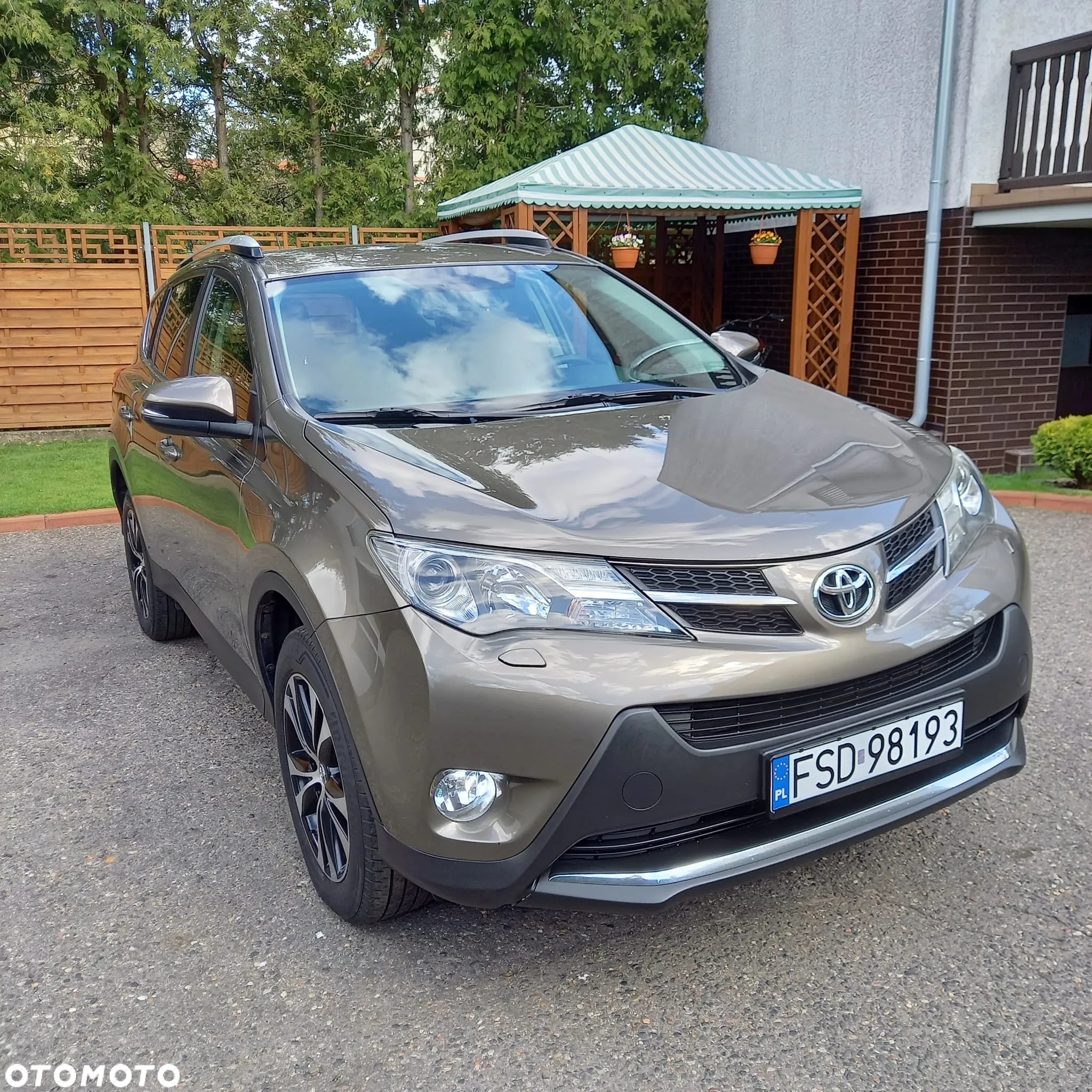 Toyota RAV4 - 9