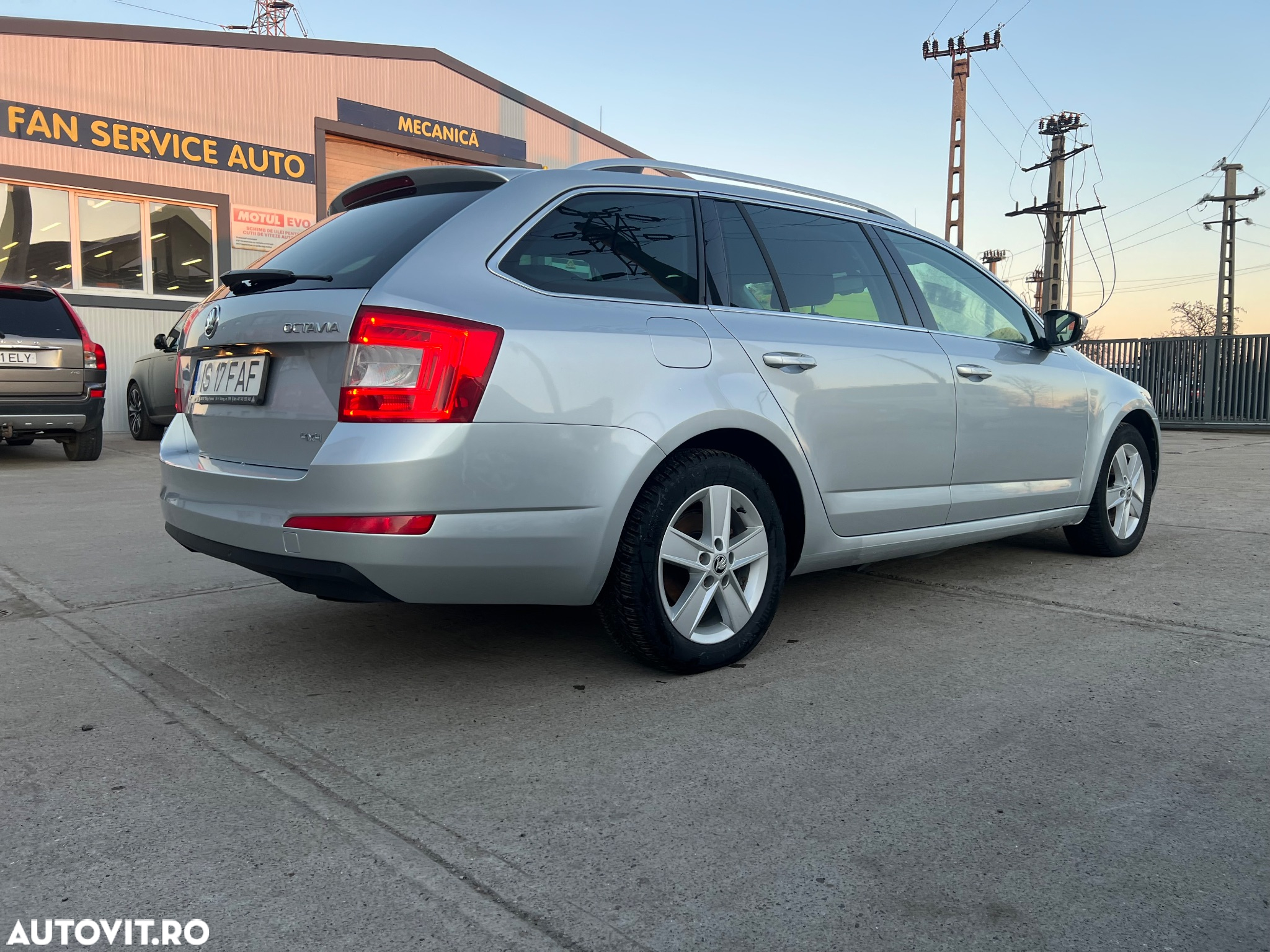 Skoda Octavia 2.0 TDI (Green tec) 4x4 Ambition - 17