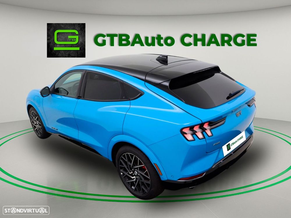 Ford Mustang Mach-E - 11