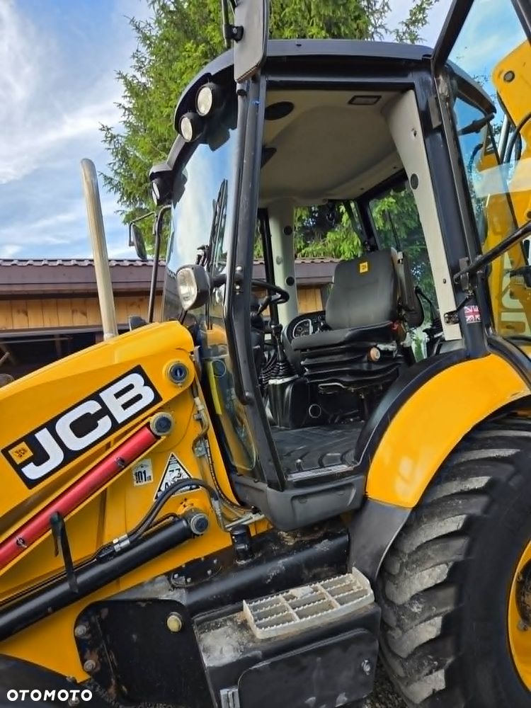 JCB 3CX - 13