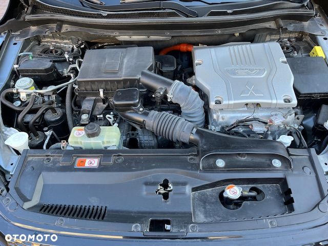 Mitsubishi Eclipse Cross 4WD Intro Edition - 4